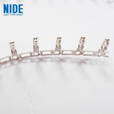 Thiết bị đầu cuối uốn nữ tự động tùy chỉnh cho đầu nối dây điện